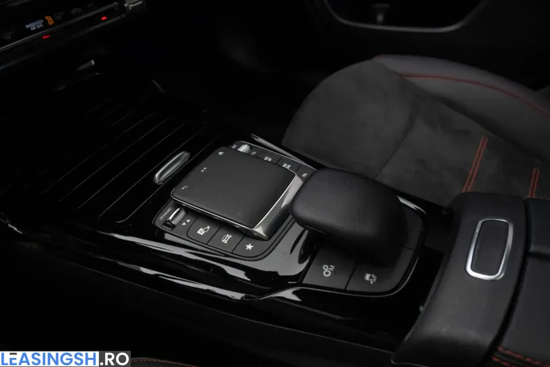 Mercedes-Benz CLA 35 AMG (Clasa CLA) din 2022 cu 38.708 km - oferta MER213486 - foto 7