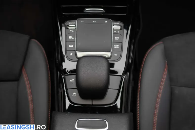 Mercedes-Benz CLA 35 AMG (Clasa CLA) din 2022 cu 38.708 km - oferta MER213486 - foto 17