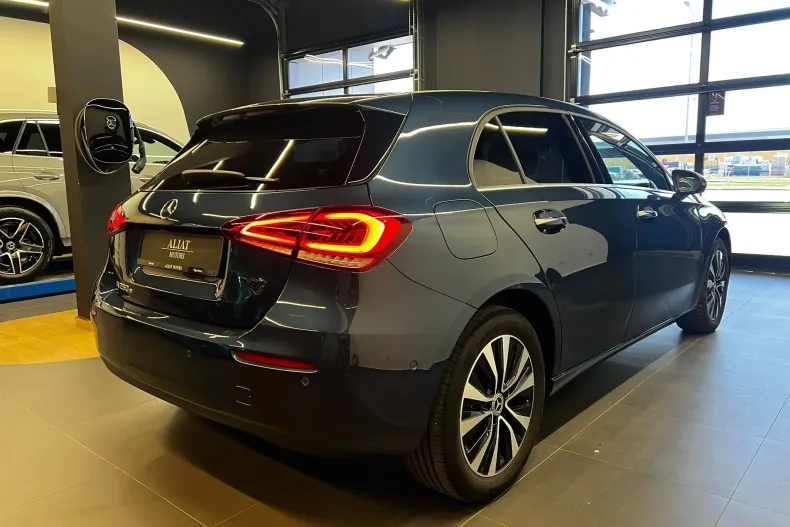 Mercedes-Benz A 250 (Clasa A) din 2021 cu 61.250 km - oferta MER213490 - foto 3