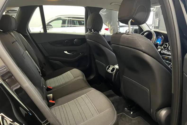 Mercedes-Benz GLC din 2021 cu 99.293 km - oferta MER213493 - foto 8