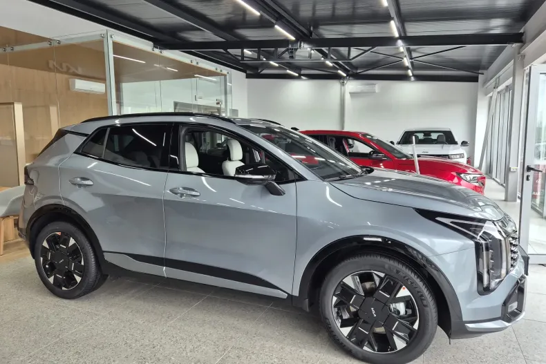 Kia Sportage din 2025 cu 1 km - oferta KIA213495 - foto 2