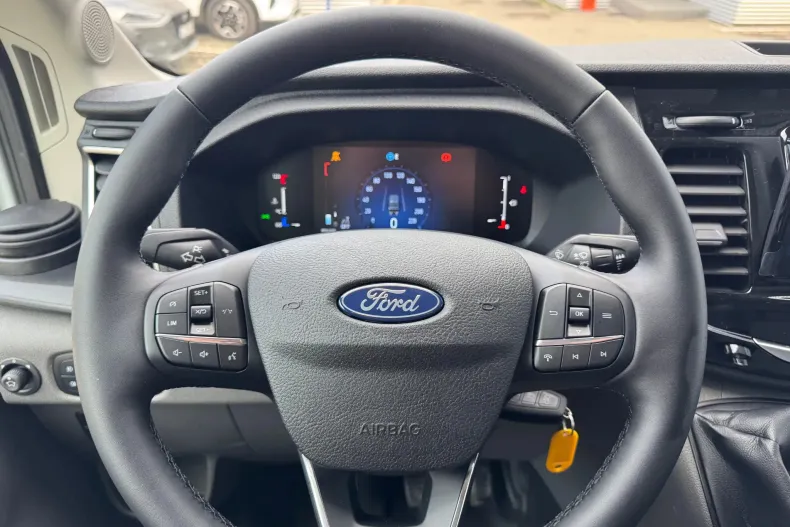 Ford Transit din 2026 cu 1 km - oferta FOR213502 - foto 2