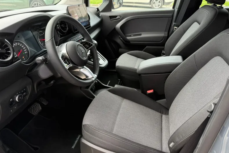 Mercedes-Benz T din 2025 cu 1.500 km - oferta MER213517 - foto 7