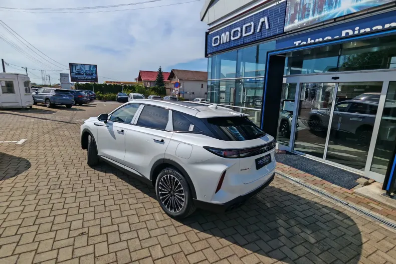 Omoda 9 din 2026 cu 2 km - oferta OMO213526 - foto 3