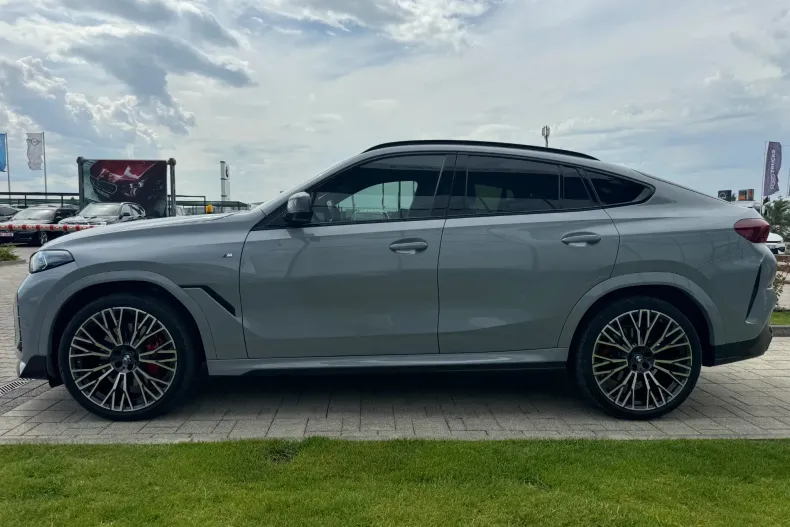 BMW X6 (Seria X) din 2024 cu 49.277 km - oferta BMW213532 - foto 4