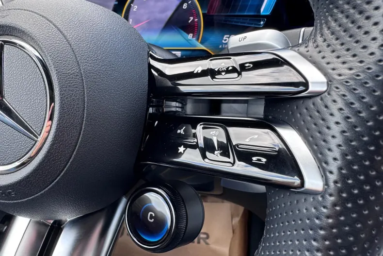 Mercedes-Benz E 53 AMG (Clasa E) din 2022 cu 63.751 km - oferta MER213541 - foto 37