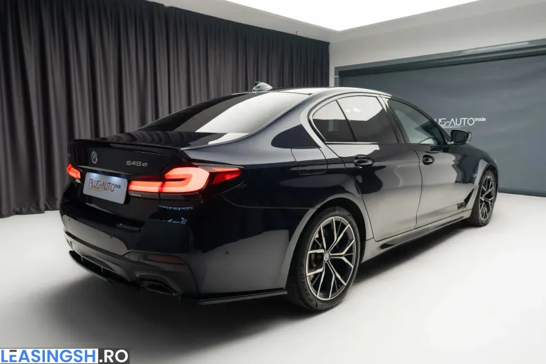 BMW 545e (Seria 5) din 2023 cu 71.300 km - oferta BMW213542 - foto 3