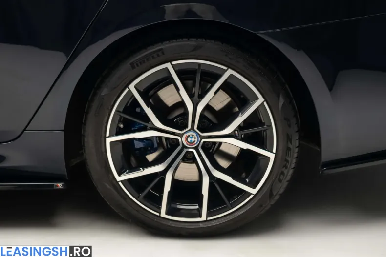 BMW 545e (Seria 5) din 2023 cu 71.300 km - oferta BMW213542 - foto 14