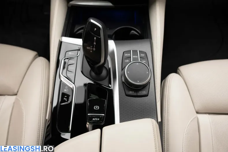 BMW 545e (Seria 5) din 2023 cu 71.300 km - oferta BMW213542 - foto 33