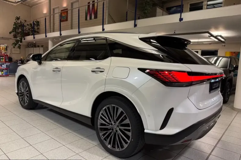 Lexus RX 450 din 2026 cu 15 km - oferta LEX213545 - foto 6