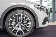 Mercedes-Benz E 450 (Clasa E) din 2024 cu 11.414 km - oferta MER213558 - foto 4