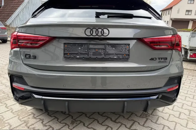 Audi Q3 din 2025 cu 12.946 km - oferta AUD213561 - foto 10