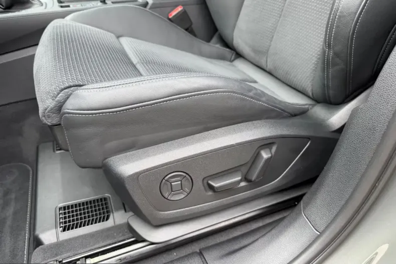Audi Q3 din 2025 cu 12.946 km - oferta AUD213561 - foto 13