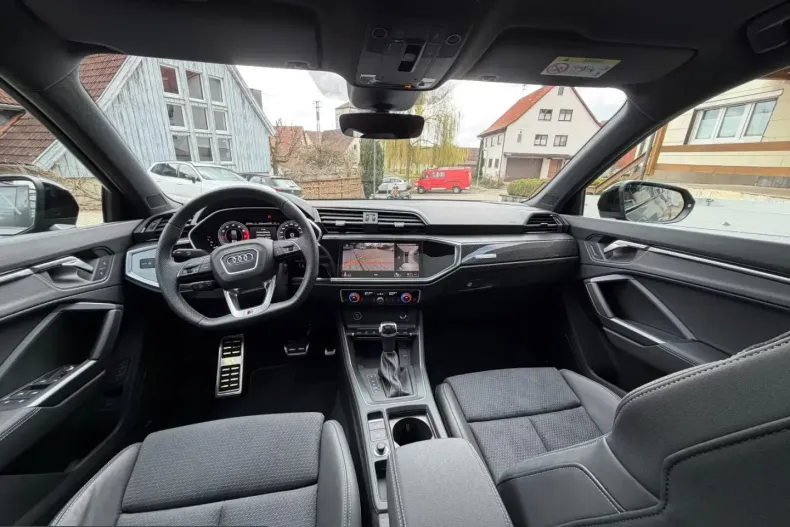 Audi Q3 din 2025 cu 12.946 km - oferta AUD213561 - foto 14