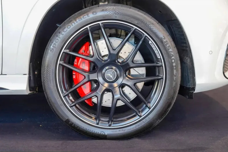 Mercedes-Benz GLE 63 AMG (Clasa GLE) din 2022 cu 44.721 km - oferta MER213562 - foto 4