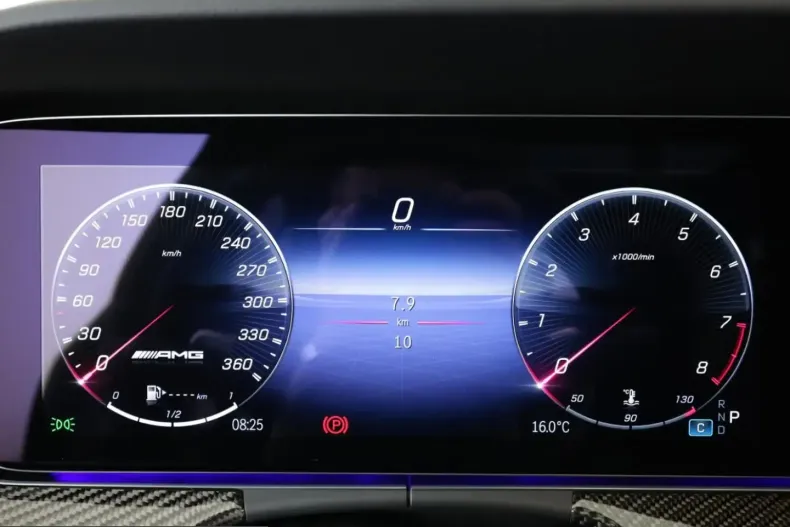 Mercedes-Benz AMG GT (Clasa GT) din 2025 cu 14.999 km - oferta MER213566 - foto 12