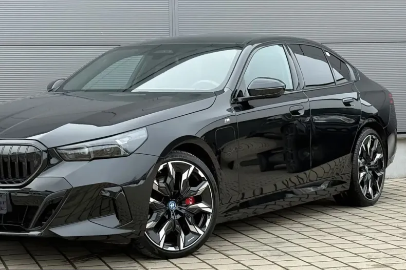 BMW 550 (Seria 5) din 2024 cu 23.843 km - oferta BMW213568 - foto 6