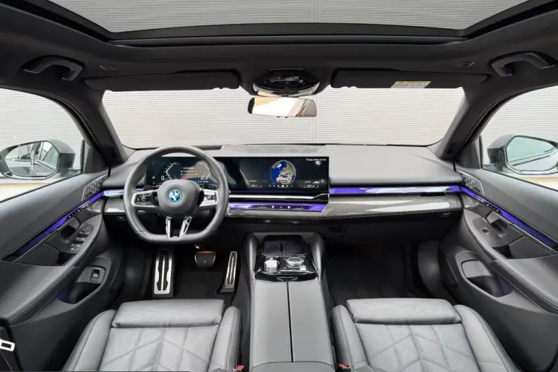BMW 550 (Seria 5) din 2024 cu 23.843 km - oferta BMW213568 - foto 12