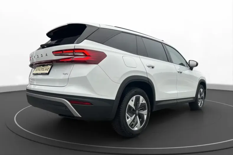 Skoda Kodiaq din 2025 cu 24.160 km - oferta SKO213570 - foto 5