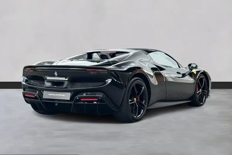 Ferrari 296 GTS din 2025 cu 1.500 km - oferta FER213580 - foto 8