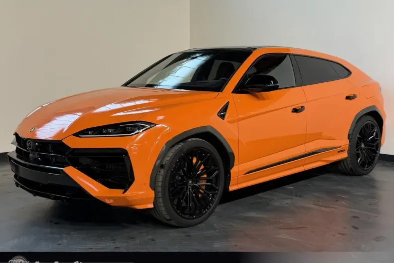 Lamborghini Urus din 2025 cu 4.572 km - oferta LAM213582 - foto 1