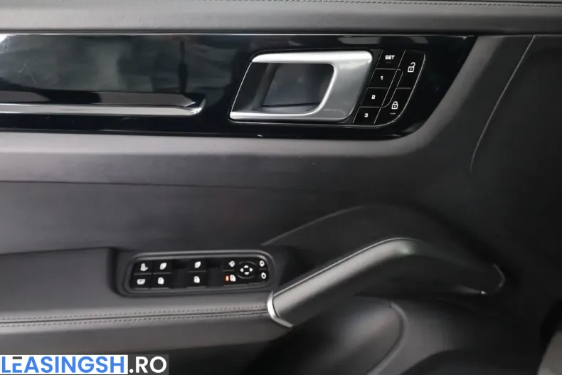 Porsche Cayenne din 2021 cu 99.770 km - oferta POR213584 - foto 23