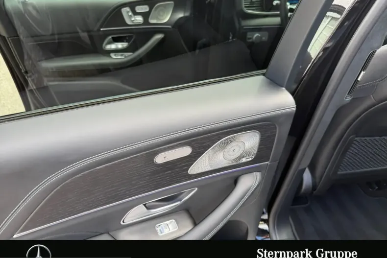 Mercedes-Benz GLE 53 AMG (Clasa GLE) din 2024 cu 25.300 km - oferta MER213588 - foto 32
