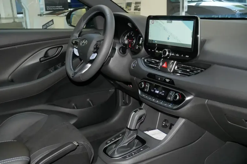 Hyundai i30 din 2024 cu 17.800 km - oferta HYU213589 - foto 9