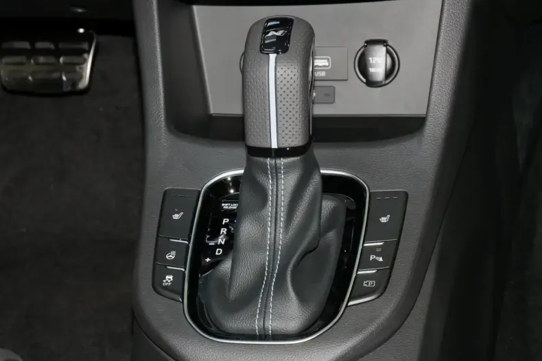 Hyundai i30 din 2024 cu 17.800 km - oferta HYU213589 - foto 14