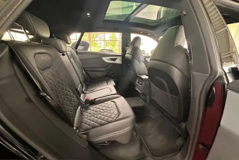 Audi Q8 din 2025 cu 18.838 km - oferta AUD213590 - foto 17