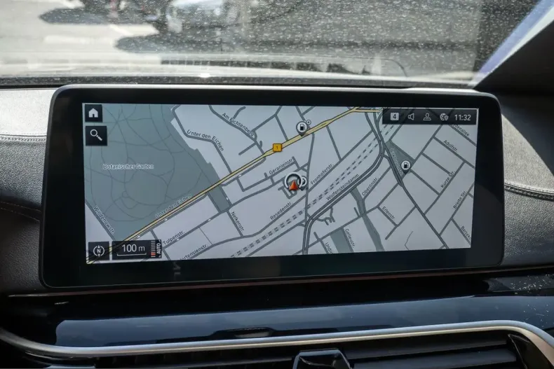 BMW 530 (Seria 5) din 2022 cu 59.571 km - oferta BMW213594 - foto 9
