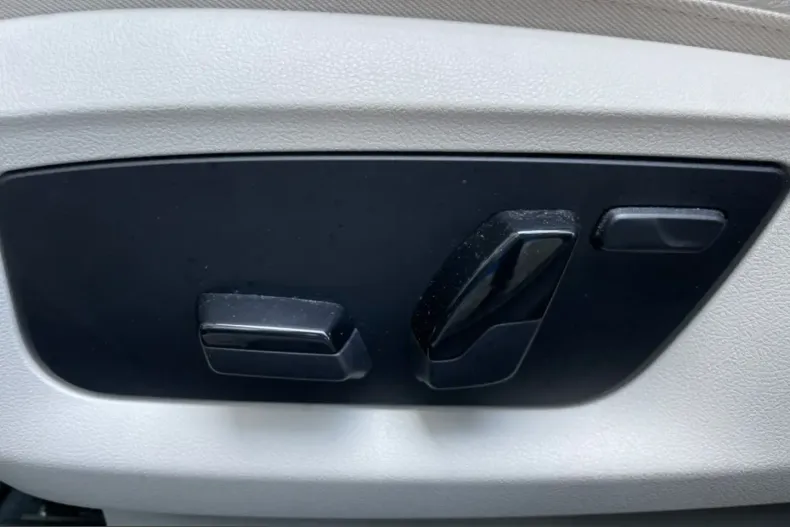 BMW 530 (Seria 5) din 2022 cu 98.923 km - oferta BMW213595 - foto 18
