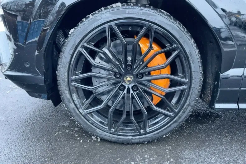 Lamborghini Urus din 2025 cu 3.450 km - oferta LAM213599 - foto 18