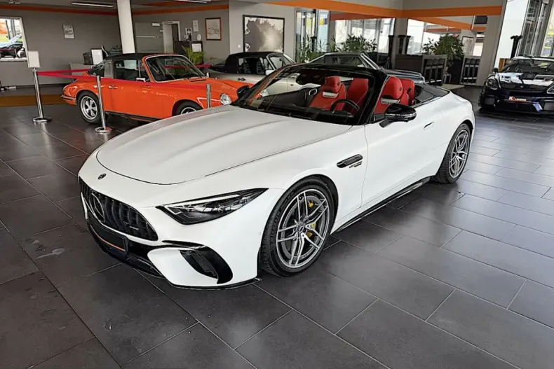 Mercedes-Benz SL 63 AMG (Clasa SL) din 2022 cu 14.300 km - oferta MER213600 - foto 1