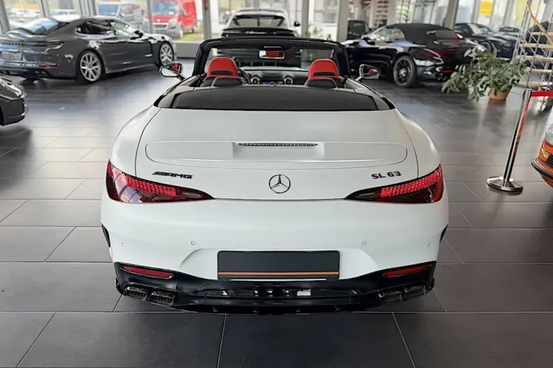 Mercedes-Benz SL 63 AMG (Clasa SL) din 2022 cu 14.300 km - oferta MER213600 - foto 4
