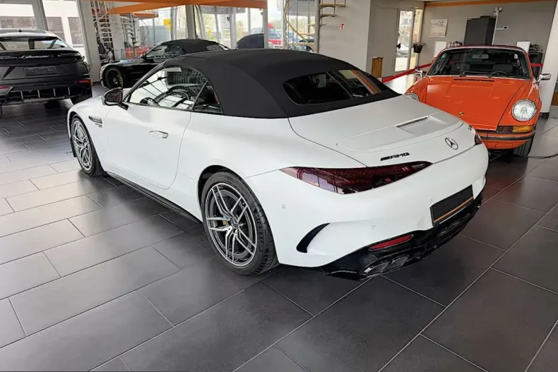 Mercedes-Benz SL 63 AMG (Clasa SL) din 2022 cu 14.300 km - oferta MER213600 - foto 30