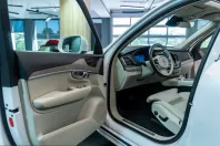Volvo XC90 din 2023 cu 32.481 km - oferta VOL213603 - foto 16