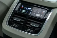 Volvo XC90 din 2023 cu 32.481 km - oferta VOL213603 - foto 24