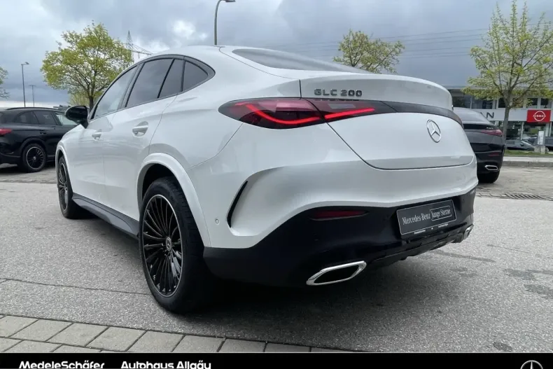 Mercedes-Benz GLC 200 (Clasa GLC) din 2025 cu 7.597 km - oferta MER213612 - foto 3