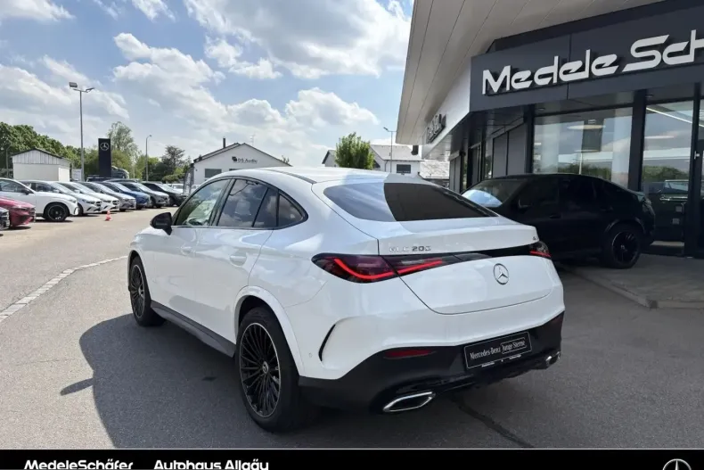 Mercedes-Benz GLC 200 (Clasa GLC) din 2025 cu 12.926 km - oferta MER213617 - foto 3