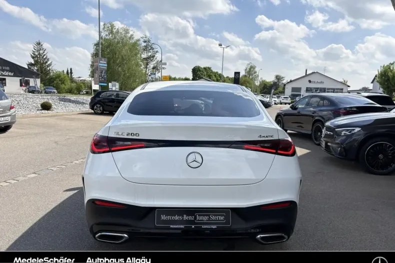 Mercedes-Benz GLC 200 (Clasa GLC) din 2025 cu 12.926 km - oferta MER213617 - foto 4