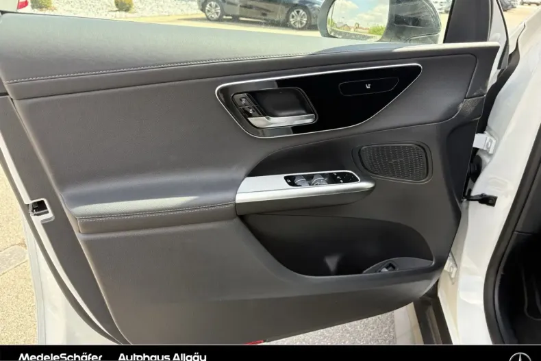 Mercedes-Benz GLC 200 (Clasa GLC) din 2025 cu 12.926 km - oferta MER213617 - foto 13