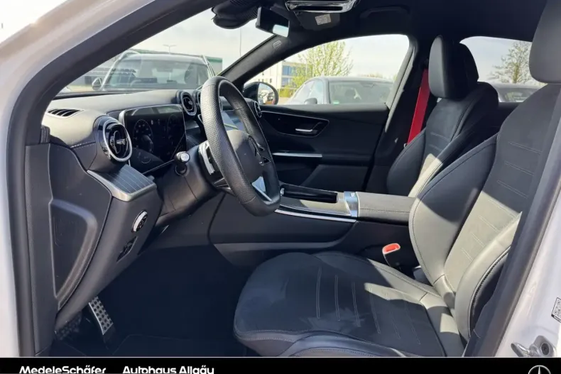 Mercedes-Benz GLC 200 (Clasa GLC) din 2025 cu 18.354 km - oferta MER213618 - foto 7