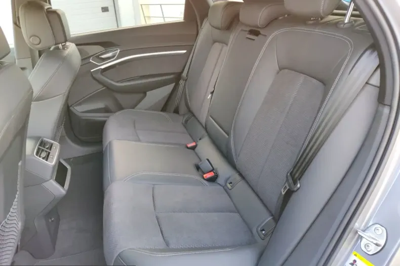 Audi e-tron din 2022 cu 55.000 km - oferta AUD213621 - foto 9