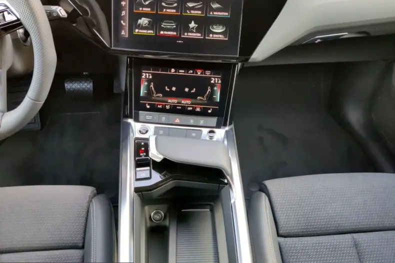 Audi e-tron din 2022 cu 55.000 km - oferta AUD213621 - foto 10
