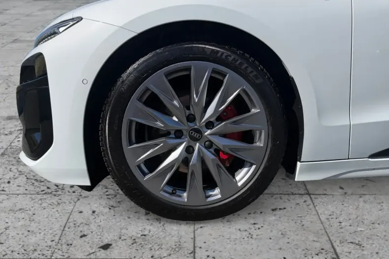 Audi A6 din 2025 cu 17.639 km - oferta AUD213622 - foto 7