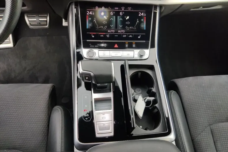 Audi Q8 din 2022 cu 55.721 km - oferta AUD213623 - foto 7