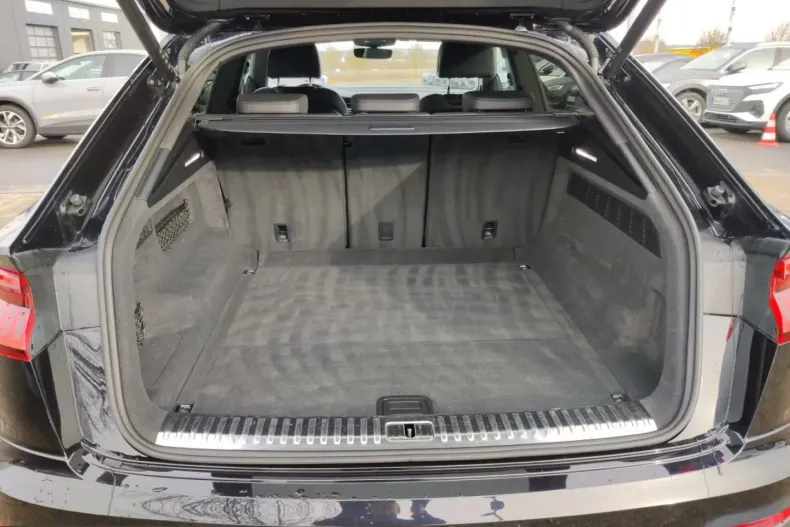Audi Q8 din 2022 cu 55.721 km - oferta AUD213623 - foto 10