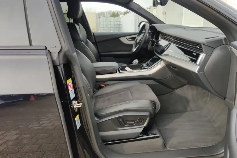 Audi Q8 din 2022 cu 55.721 km - oferta AUD213623 - foto 11