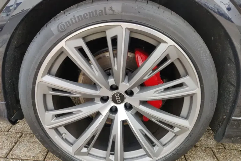 Audi Q8 din 2022 cu 55.721 km - oferta AUD213623 - foto 13